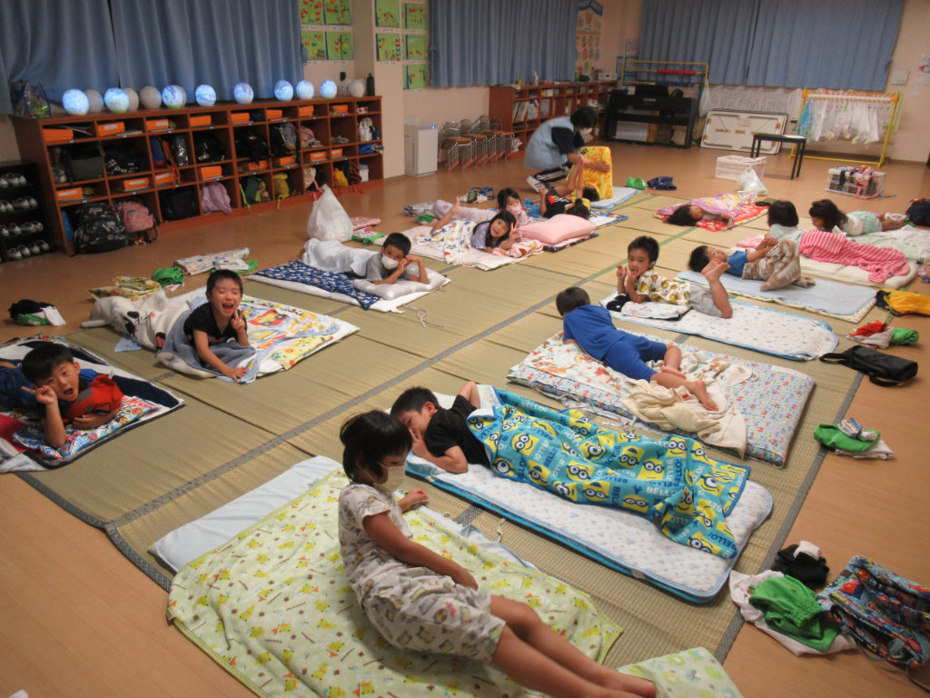 お泊り保育